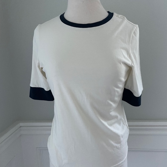 NWOT OUTERKNOWN WHITE SHORT SLEEVE TOP WITH BLUE TRIM XS! - Picture 1 of 6
